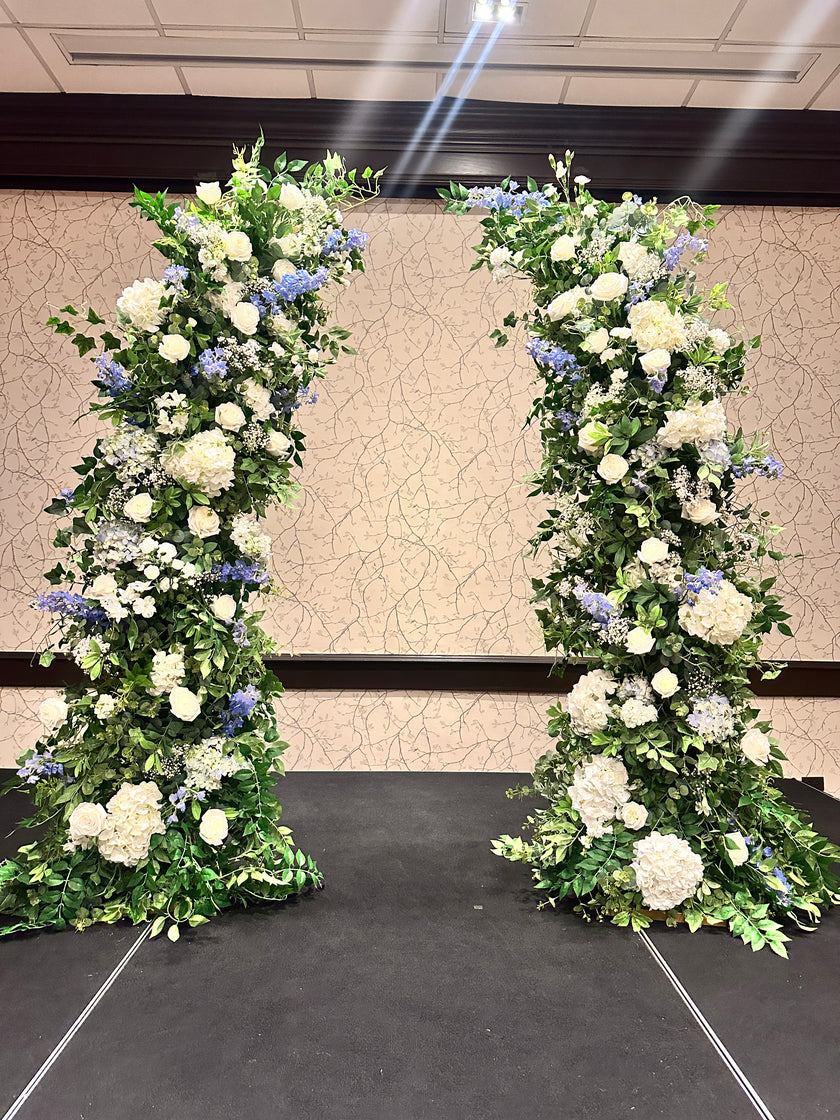 White & Blue Freestanding Arch- Rental